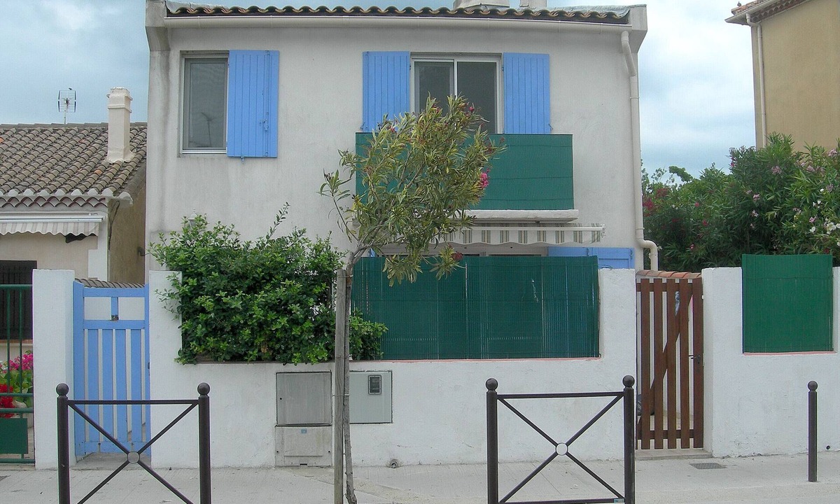 Saintes-Maries-de-la-Mer Apartment | la Saladelle: Apartment in the village, 2 to 5 people
