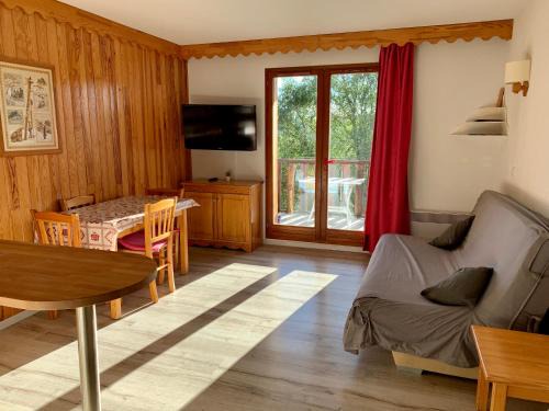 Montclar Apartment | La Source Blanche Saint Jean Montclar