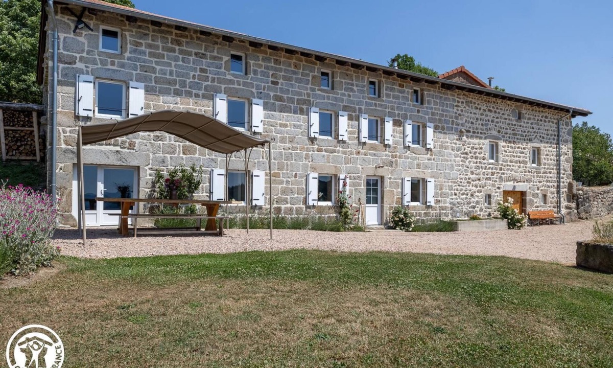 Saint-Antheme House | La Vie D'ance - Saint Antheme