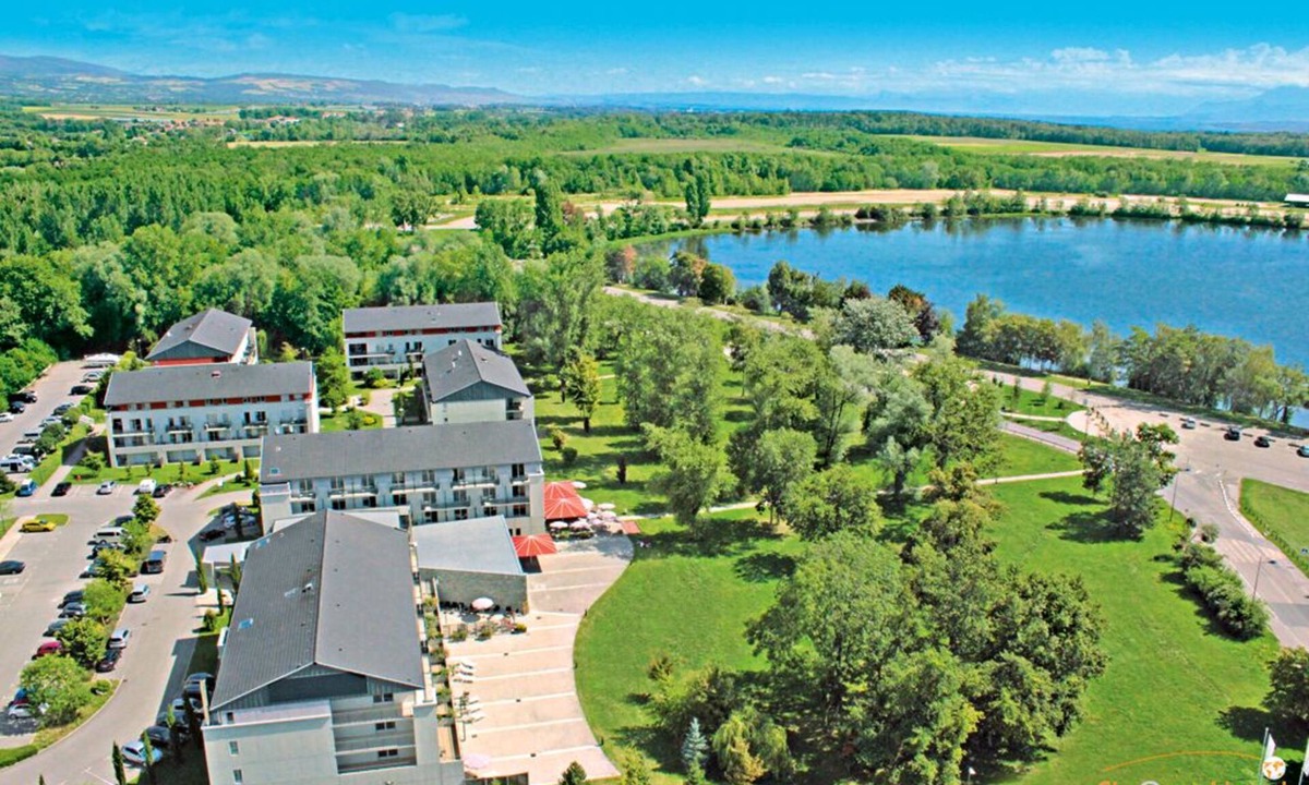 Divonne-les-Bains Apartment | La Villa Du Lac- 4 rooms 8 people