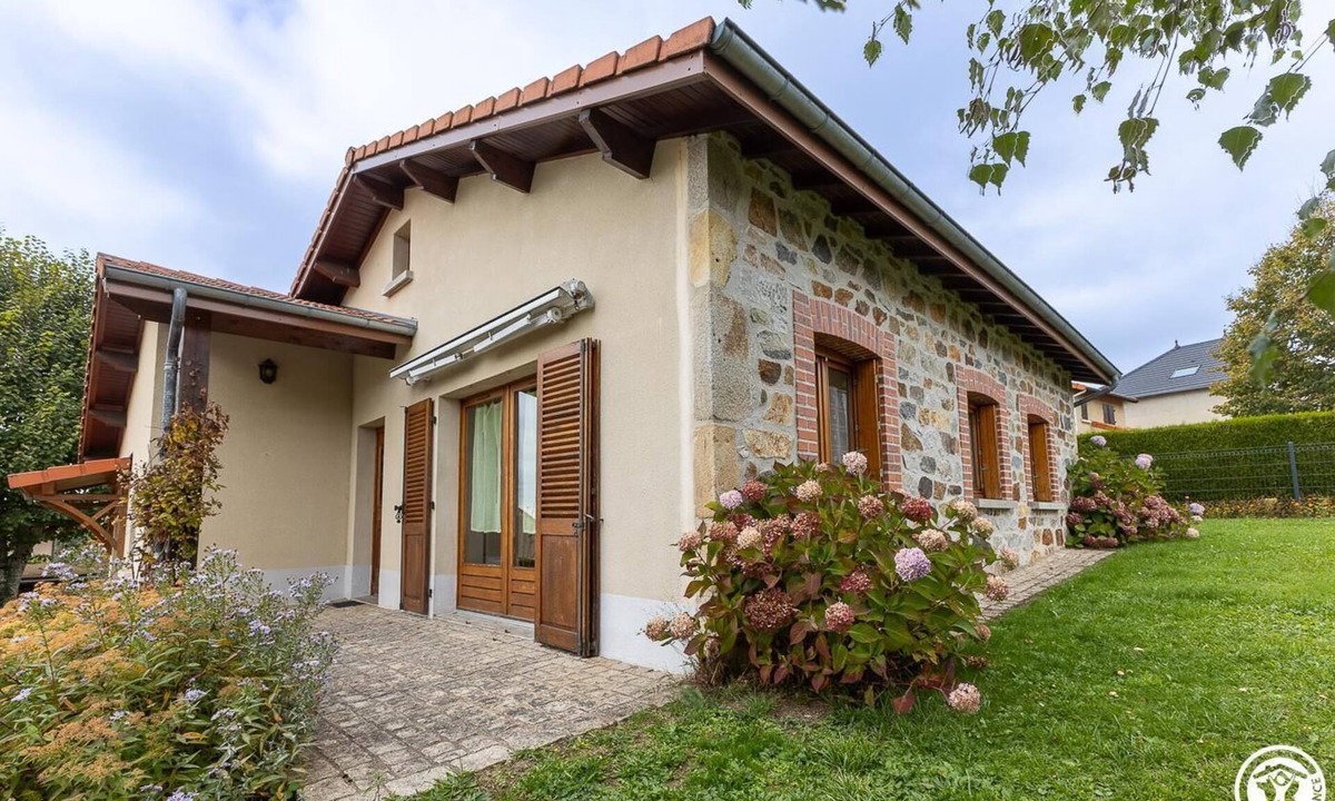 Vernet-la-Varenne House | Lafont - LE VERNET-CHAMEANE
