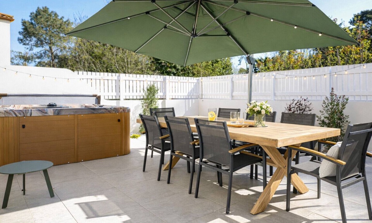 Chateau-d'Olonne Ski Chalet | Large and pretty renovated house Les Sables - 8 pers