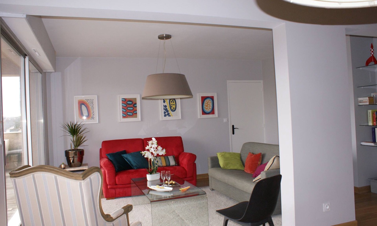 Rodez Apartment | Large, bright, quiet apartment, not overlooked, close to town center.