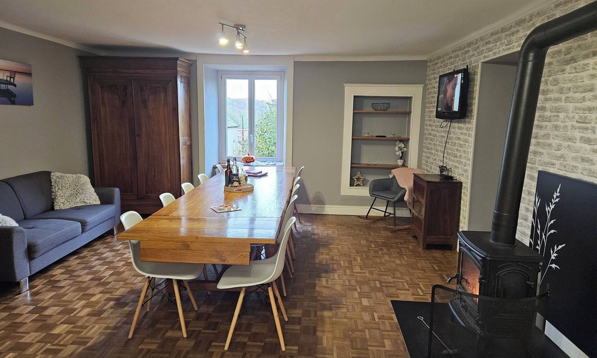 Mantry House | Large family home in the Jura - sleeps 8 to 9