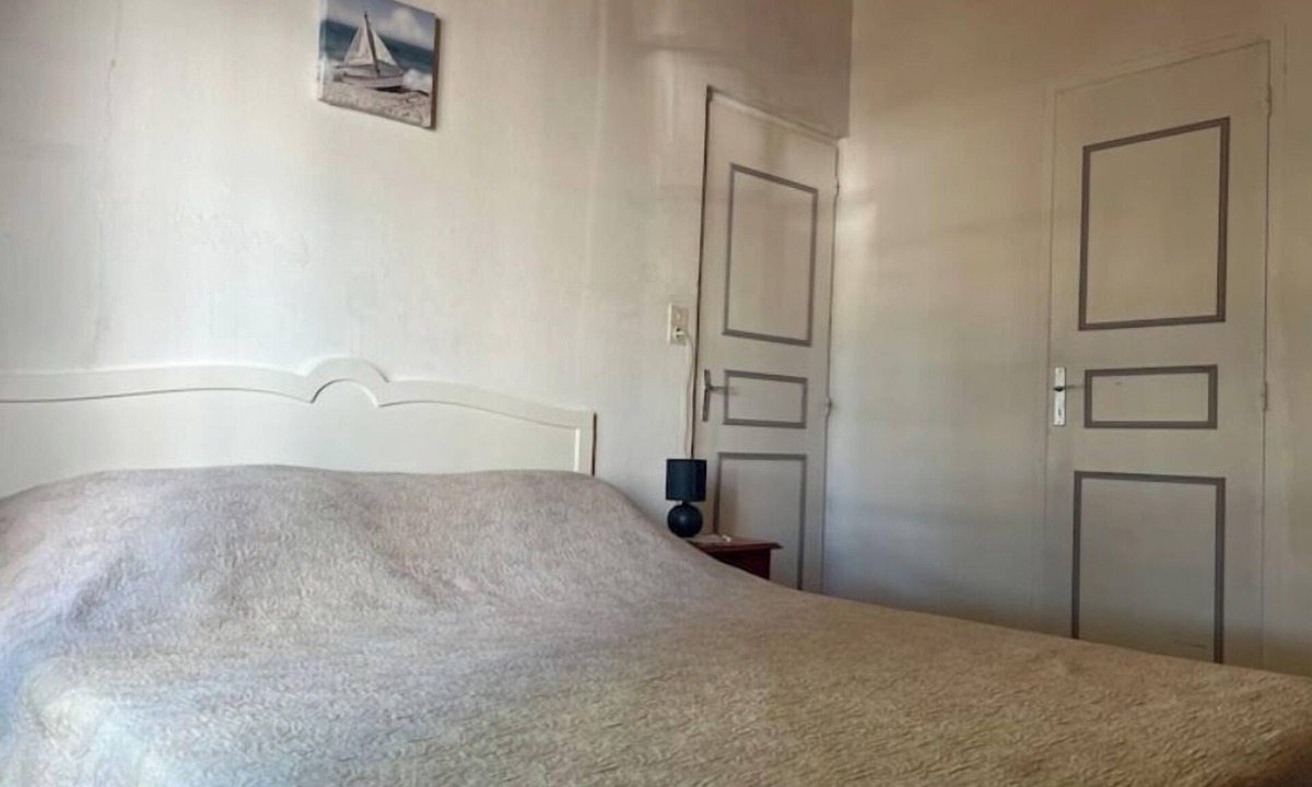 Cheray House | LARGE, QUIET FAMILY HOME WITH LARGE GARDEN