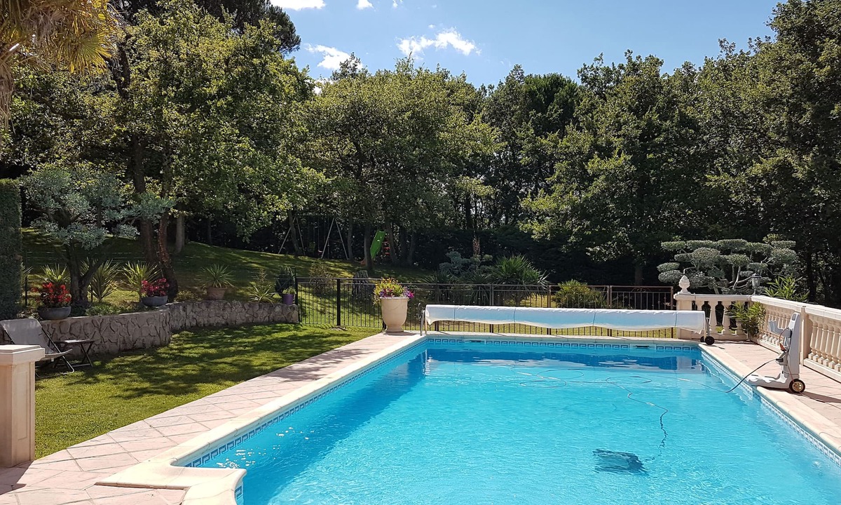 Rochegude House | Large villa in Drôme provençale. Nice benefits.