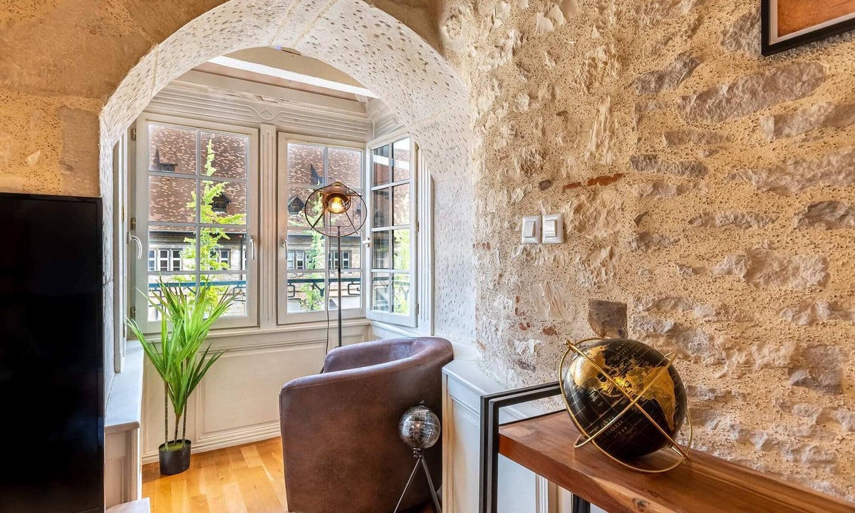 Montbeliard Apartment | Le 01gregimmoappart'hôtel