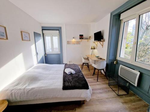 Saint-Jean-Baptiste Apartment | "Le Bisontin", studio cosy au calme, proche de la gare