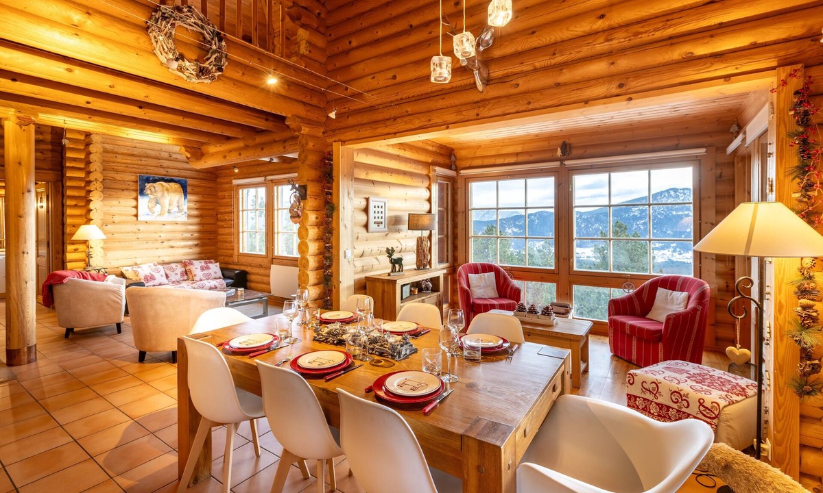 Les Angles Ski Chalet | Le Chalet des Ours - Superbe chalet 4*