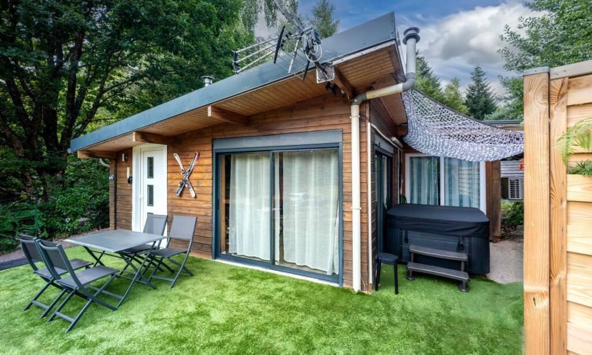 Renauvoid Ski Chalet | Le Chalet des Pins with Spa and Sauna * Terrace * Parking * Air conditioning * Wifi *
