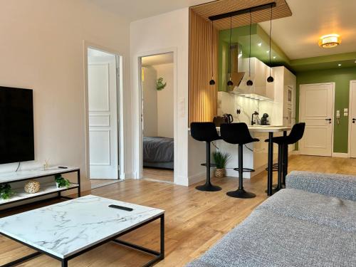 Quartier Beauregard-Boufflers-Buthegnemont-Boudonville Apartment | Le Chardon Nancy- 2 chambres- parking gratuit- proche transports et Zénith