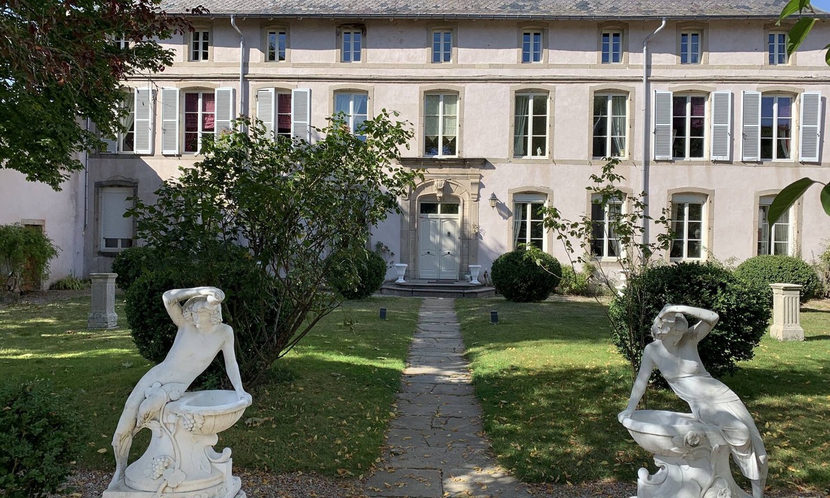Jeuxey House | Le Chateau de Failloux