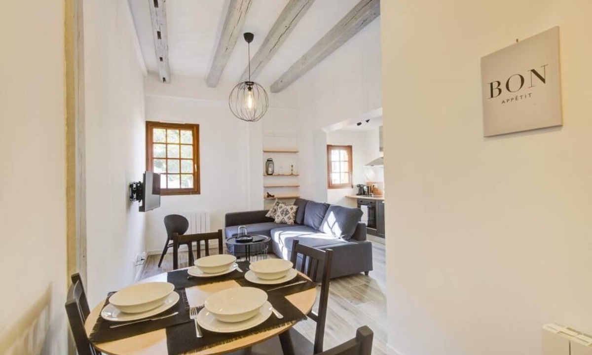 Tours Apartment | Le Cheverny Between the banks of the Loire and