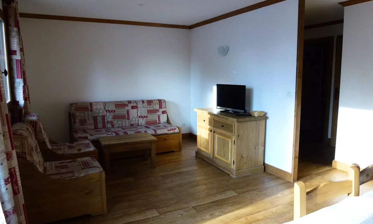 Bessans Apartment | Le Clos Vanoise Residence - 4 Rooms for 8 Persons