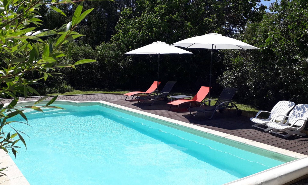 Saint-Cyr-Montmalin Cottage | "Le Colibri" Authentique maison Franc-comtoise en pierre - Piscine privative