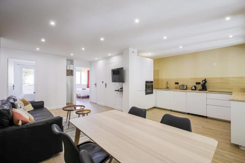 Quartier Exposition-Bajatiere Apartment | Le Diable Bleu 3 bedrooms 8 couchages