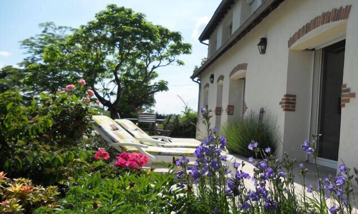 Mercy House | Le Domaine Augenaies