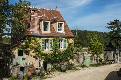 Chevroches House | Le Domaine des Carriers - Gîtes