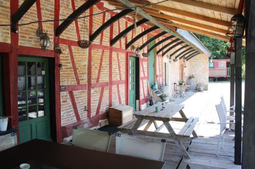 Frontenaud Bed & Breakfast | LE DOMAINE DU SENS