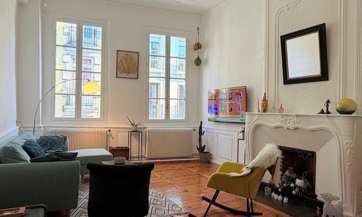 Le Puy-en-Velay Apartment | Le grand Haussmannien