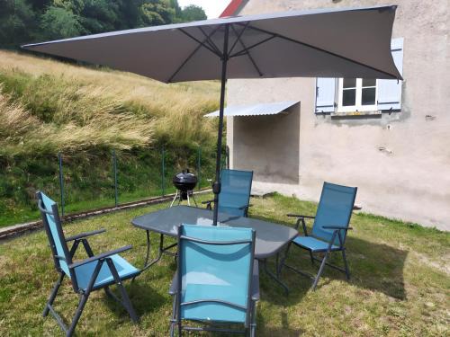 Saint-Symphorien-de-Marmagne House | Le havre de paix