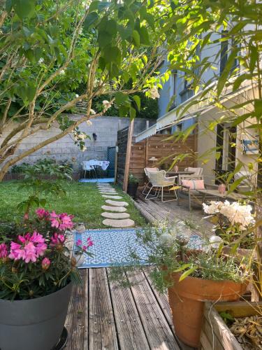 Savigny-sur-Orge Bed & Breakfast | Le jardin Chamberlin, Maison d'hôtes