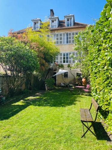 Ornans Bed & Breakfast | Le Jardin De Gustave