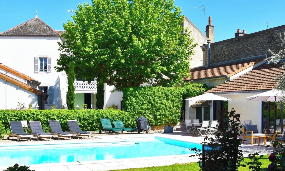 Beaune Apartment | Le Jardin Secret de Beaune, Les Trois Portes