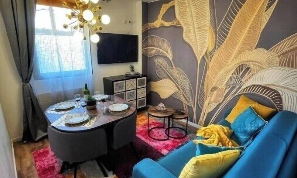 Juvisy-sur-Orge Apartment | Le Joyau Caché: a unique haven of serenity