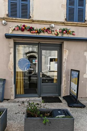 Saint-Amour Apartment | Le Lieu 7 chambres