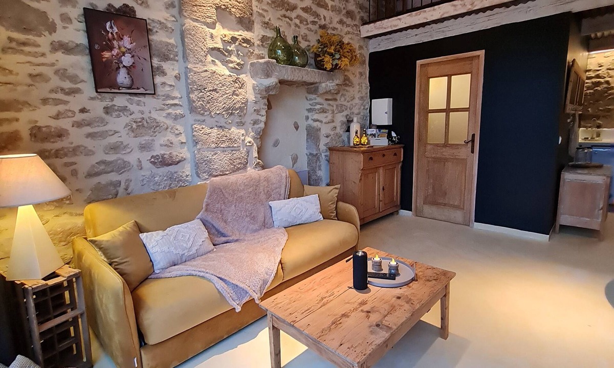 Grillon House | LE MAS DE LA Dame Jeanne-gîte LA Verriere-location DE Vacances-provence-2 Pers