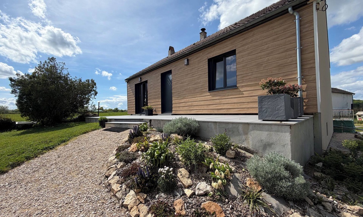 Bagnot House | Le Meix - Burgundian charm & absolute calm