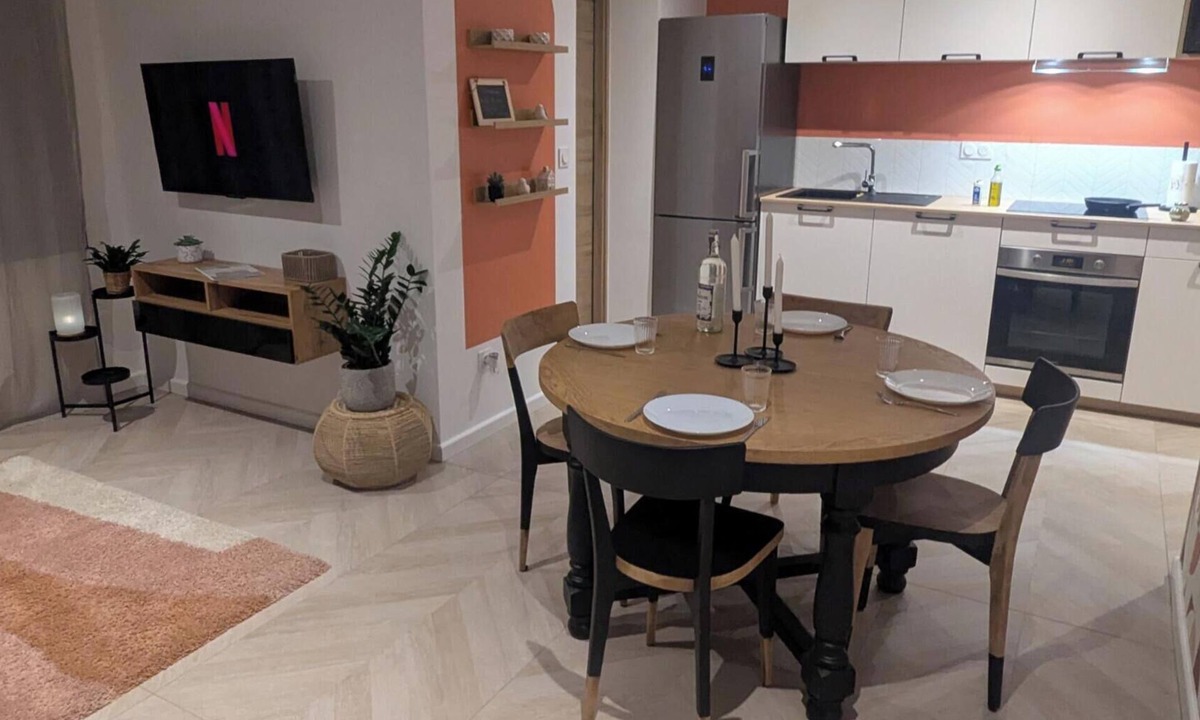 Pontarlier Apartment | Le Nid des Roche - New apartment, private parking & EV charging