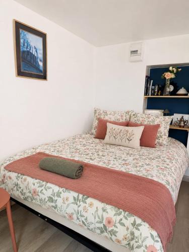 Besancon Apartment | Le Nid, petit studio cosy et central