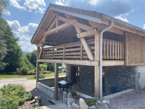 Rupt-sur-Moselle Ski Chalet | Le P'tit Curieux