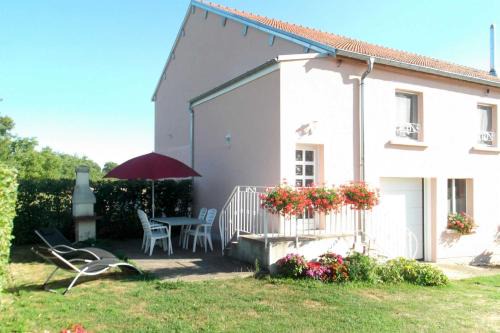 Choiseul House | Le paradis des abeilles