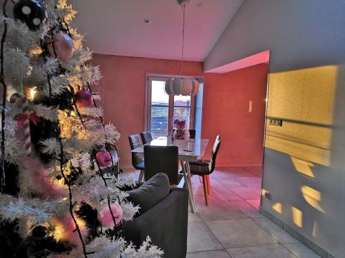 Floremont Apartment | Le patio d'antan, le cosy