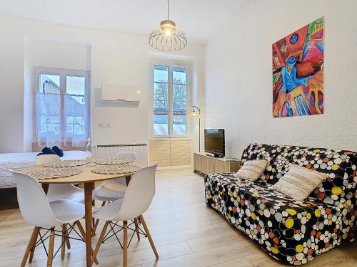 Voiron Apartment | Le Pianiste