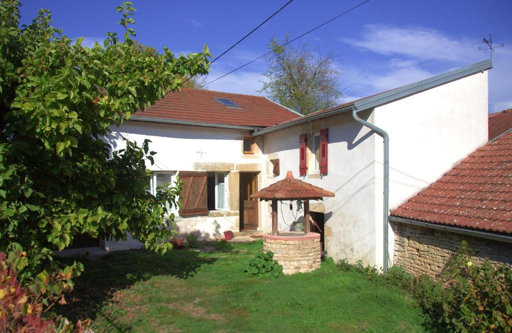 Magny-les-Jussey House | Le Puits aux Souhaits