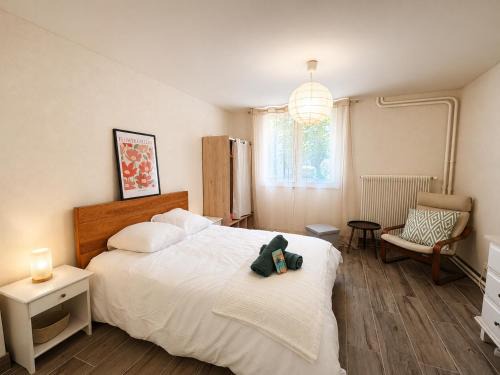 Besancon Apartment | Le Refuge Contemporain