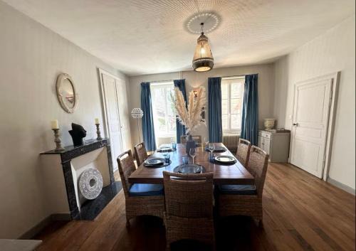 Creuzier-le-Vieux House | Le relais 1850