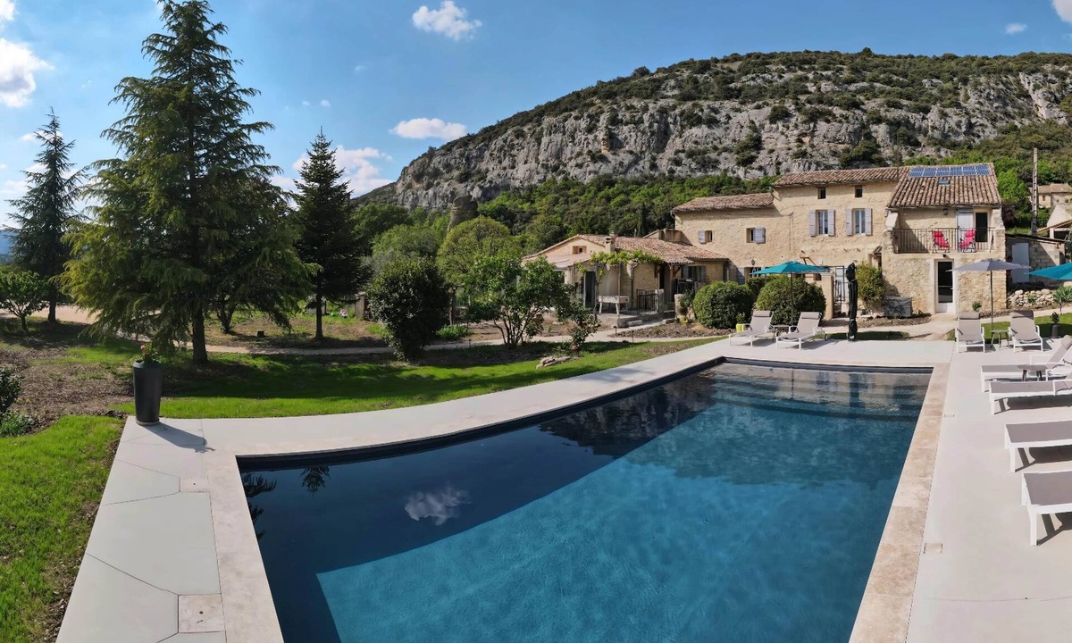Beaumont-du-Ventoux House | Le Rissas, gite for 4 Lacets Ventoux