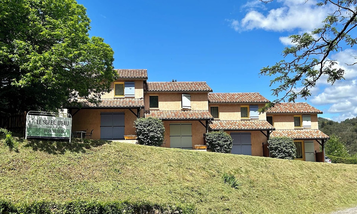 Meyras House | Le soleil d'eau 1 villa with terrace, parking and garden