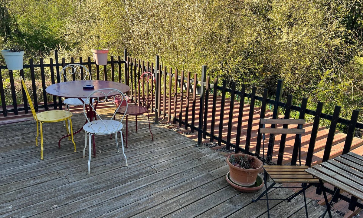 Montlay-en-Auxois Bed & Breakfast | Le vieux noyer - Room Two - In the heart of the Morvan countryside.