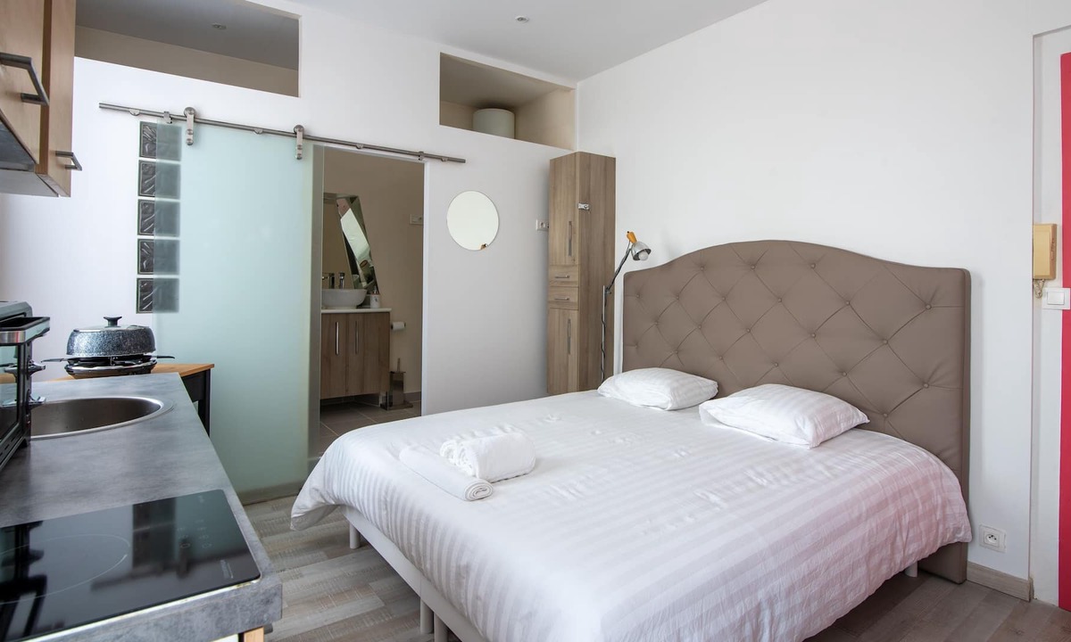 Besancon Apartment | Le Viotte Studio Grand confort King Size