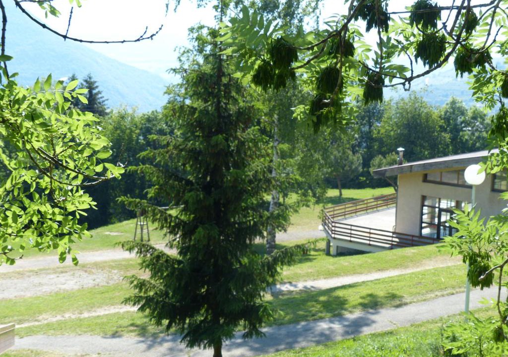 La Motte-d'Aveillans Hotel | Les Aveilles