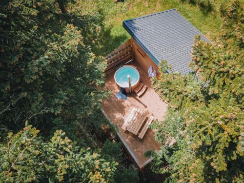Charnay Bed & Breakfast | Les Cabanes du Val de Loue - Hébergements atypiques tout confort