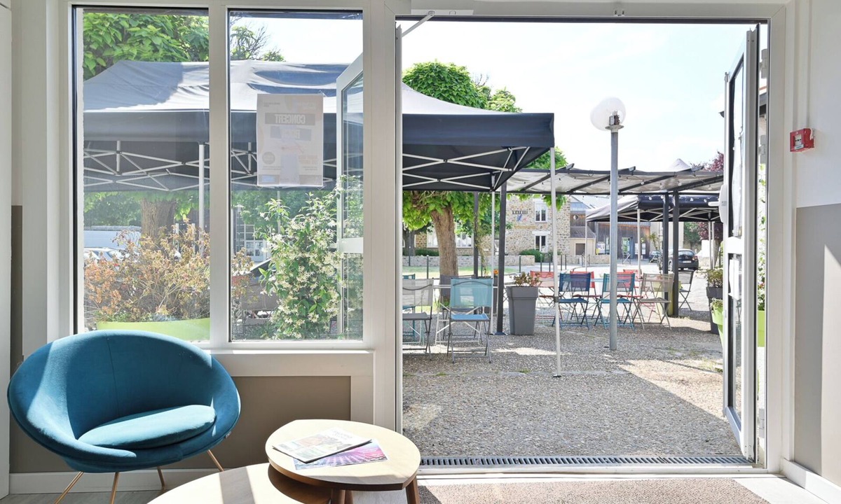 Saint-Aubin Hotel | Les Chevaliers des Balances