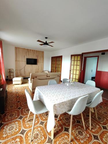 Digoin Apartment | Les jardins Ducarouge 1 climatisé