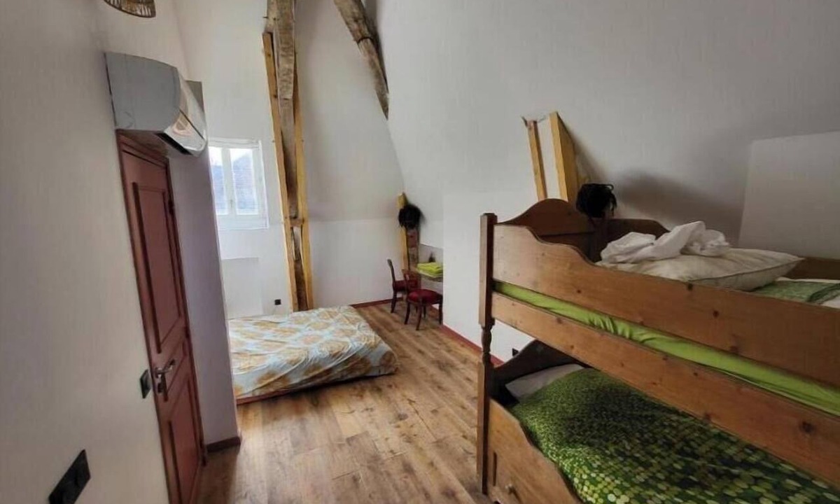 Escolives-Sainte-Camille House | Les Oiseaux de Passage – Charming 8-Bedroom House Near Auxerre